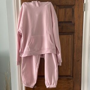 Women's Better Together Pink Jogger Set Brand New (Size Large)